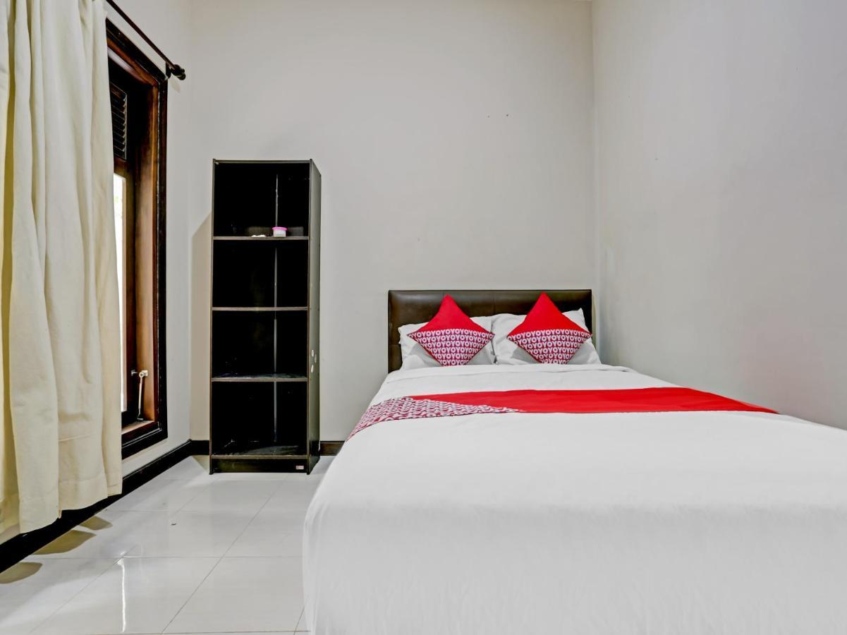 Hotel Oyo 90505 Karenda 2*